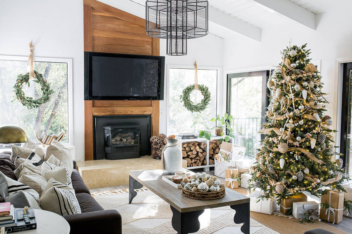 Christmas decorating ideas 2021