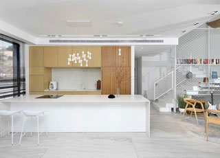 A modern, Bauhaus-inspired house in Israel