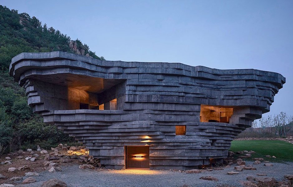 Rock-like chapel of sound designed in Chinese valley