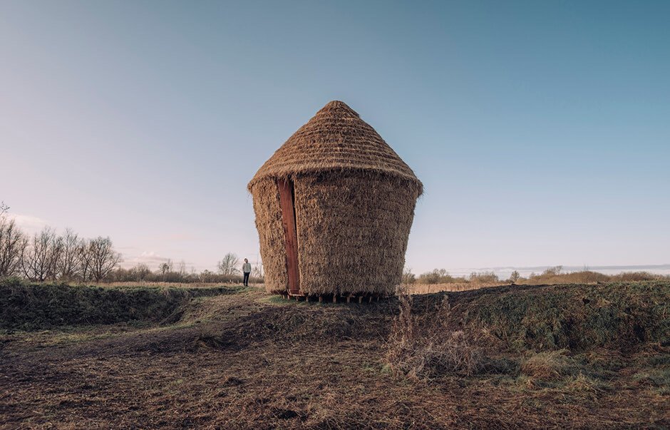 Possibilities of thatched roofs in architecture